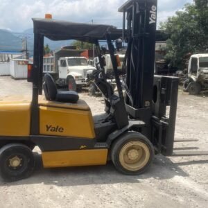 Montacarga Yale 3T 2006 a gasolina